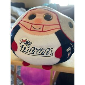 Ty Beanie Baby Ballz New England Patriot NFL Football Plush Stuffed Toy